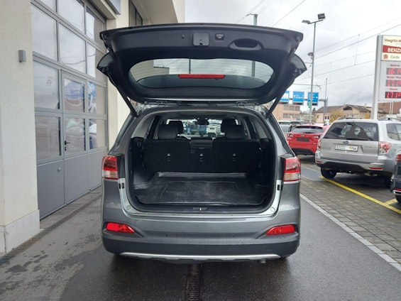 Vehicle image 14 Vehicle image 14