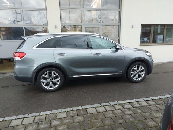 Vehicle image 8 Vehicle image 8