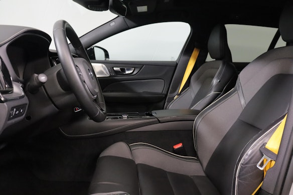 VOLVO V60 2.0 T8 TE Polestar eAWD 3