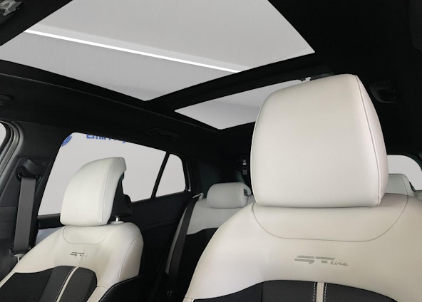 Vehicle image 11 Vehicle image 11