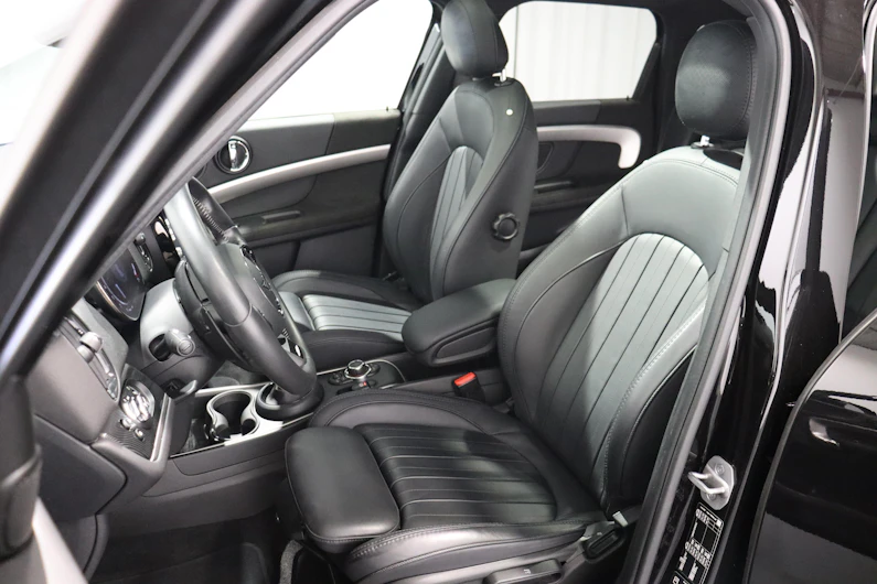 image du véhicule MINI COUNTRYMAN