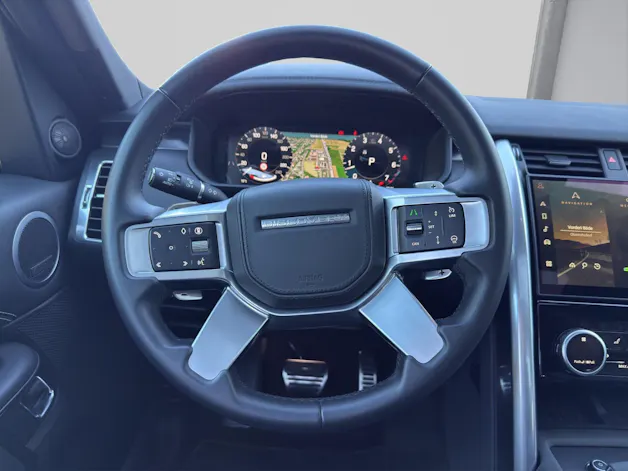 Land Rover Discovery 3.0 I6 Metropolitan Edition 360PS 7 Sitze und AHK