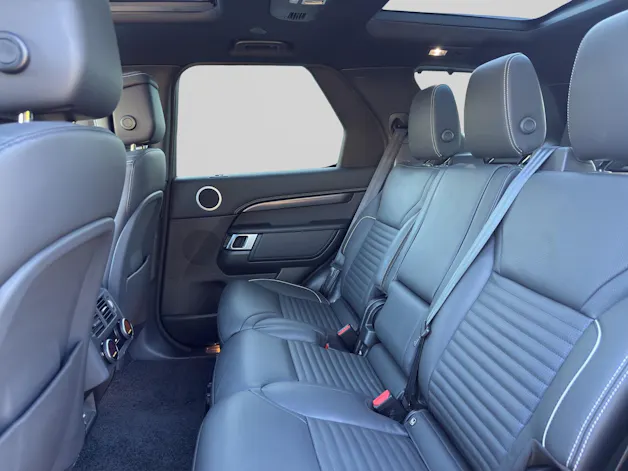 Land Rover Discovery 3.0 I6 Metropolitan Edition 360PS 7 Sitze und AHK