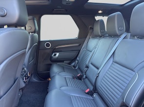 Vehicle image LAND ROVER Discovery 3.0 I6 Metropolitan Edition