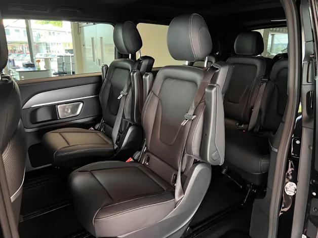 Mercedes-Benz V 300 d Swiss Ed. lang 4matic Van