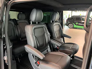 Mercedes-Benz V 300 d Swiss Ed. lang 4matic Van