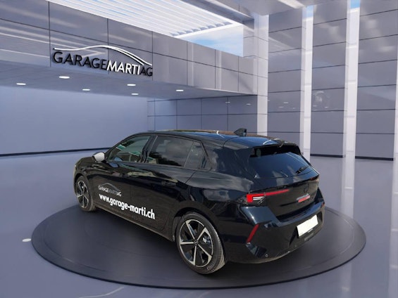 Vehicle image 3 Vehicle image 3