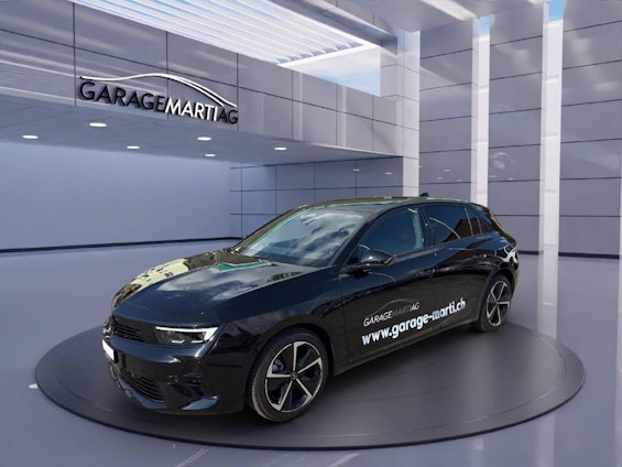 First vehicle image First vehicle image