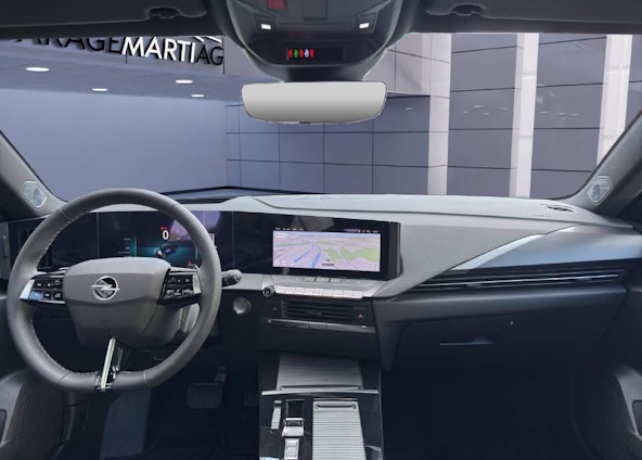 Vehicle image 4 Vehicle image 4