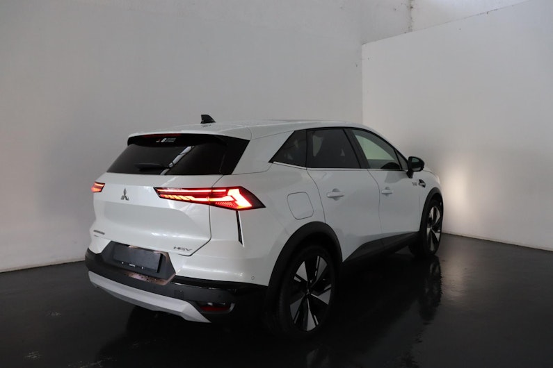 Vehicle image MITSUBISHI GRANDIS