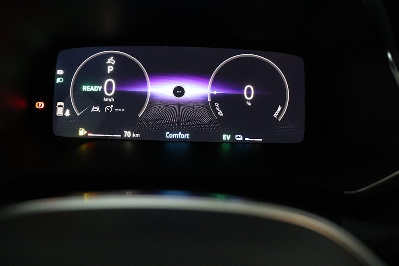 Vehicle image MITSUBISHI GRANDIS