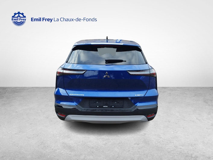 Vehicle image MITSUBISHI GRANDIS