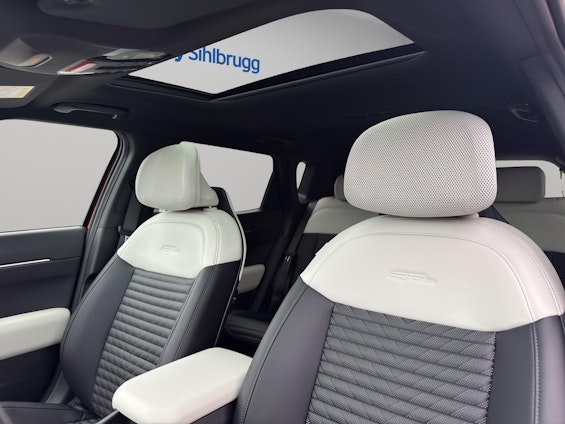 Vehicle image 2 Vehicle image 2