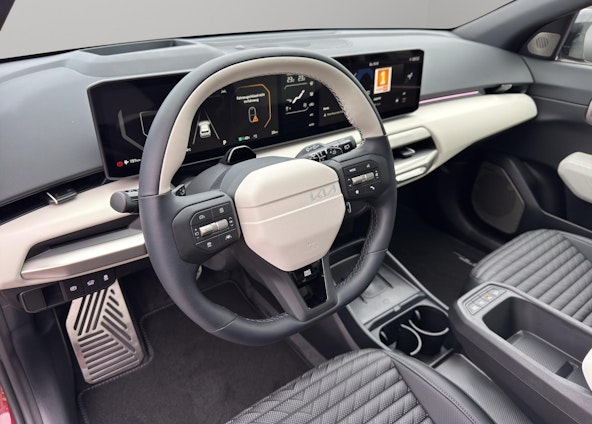 Vehicle image 3 Vehicle image 3