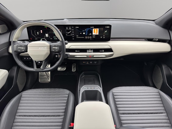 Vehicle image 5 Vehicle image 5