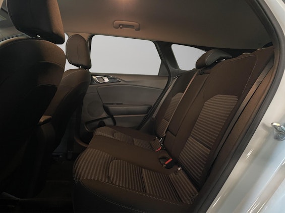 Vehicle image 7 Vehicle image 7