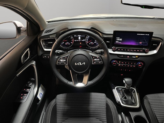 Vehicle image 8 Vehicle image 8