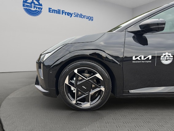 Vehicle image 12 Vehicle image 12