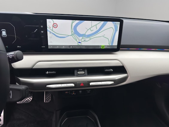 Vehicle image 7 Vehicle image 7