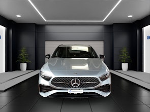 Vehicle image MERCEDES-BENZ A 200 Night Star AMG Line