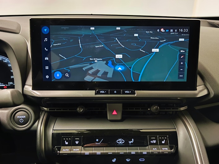 Vehicle image TOYOTA C-HR