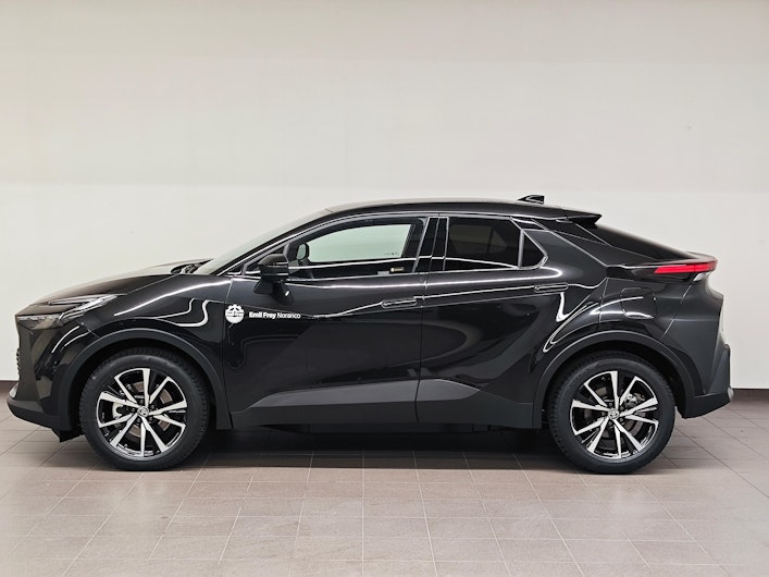 Vehicle image TOYOTA C-HR