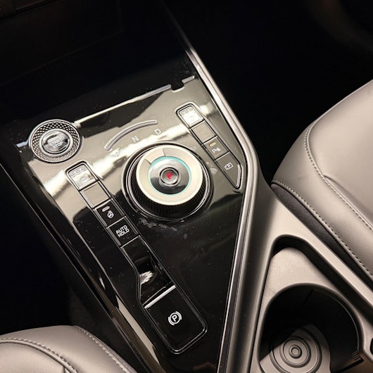 Vehicle image KIA NIRO