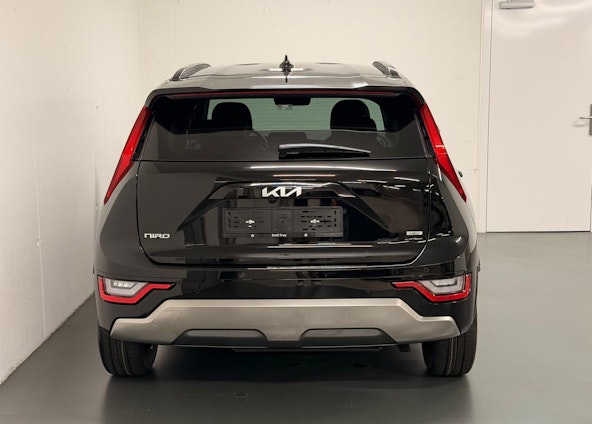 Vehicle image 13 Vehicle image 13