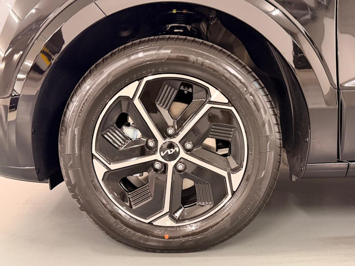 Vehicle image KIA NIRO