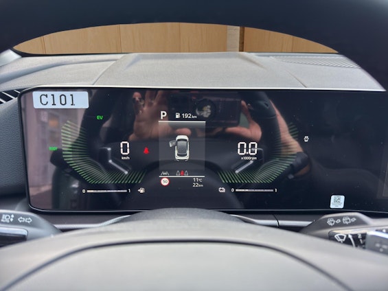 Vehicle image 8 Vehicle image 8