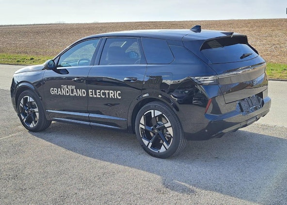 Vehicle image 2 Vehicle image 2