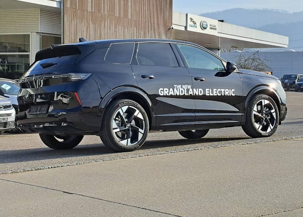 Vehicle image 5 Vehicle image 5