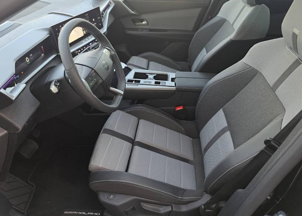 Vehicle image 7 Vehicle image 7