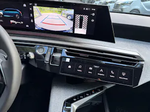 Peugeot 5008 1.2 Hybrid Allure Premium