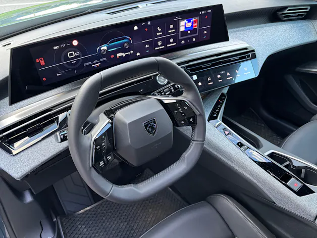 Peugeot 5008 1.2 Hybrid Allure Premium