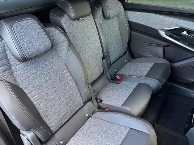 Peugeot 5008 1.2 Hybrid Allure Premium