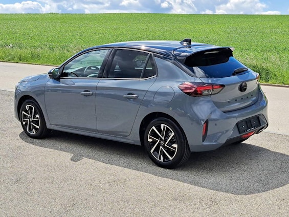 Vehicle image 2 Vehicle image 2