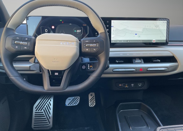 Vehicle image 5 Vehicle image 5