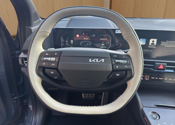 Vehicle image 7 Vehicle image 7