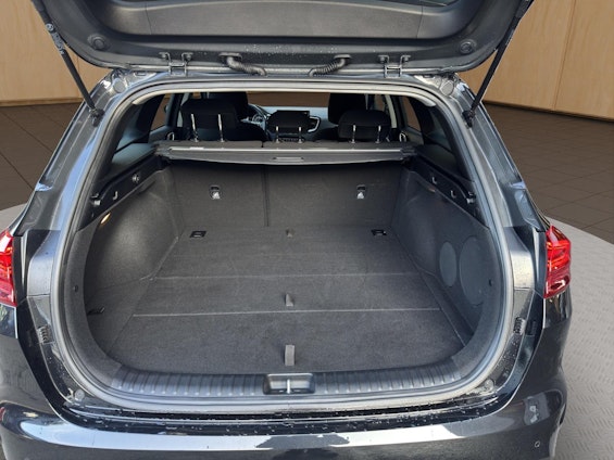 Vehicle image 13 Vehicle image 13