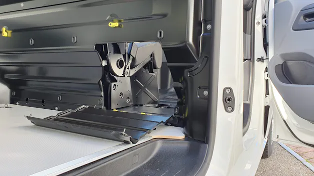 Peugeot e-Expert 50 KWh Standard