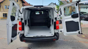 Peugeot e-Expert 50 KWh Standard