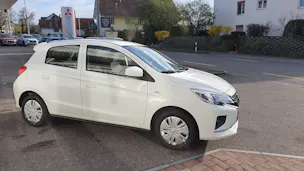 Mitsubishi Helvetia Star Automat mit Rückfahrkamera