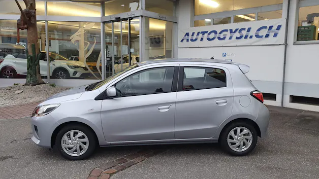 Mitsubishi Helvetia Star Automat mit Rückfahrkamera
