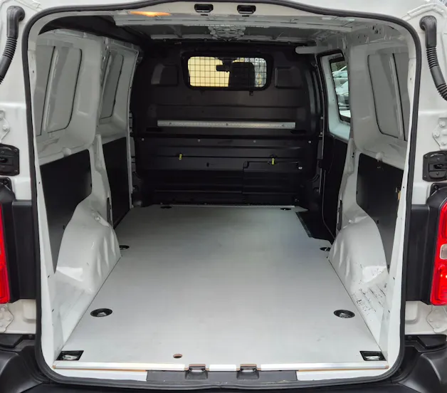 Peugeot Expert 2.0 SwissCamion+ Long
