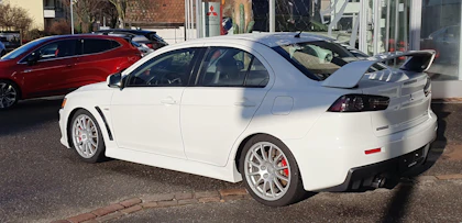 MITSUBISHI LANCER 2
