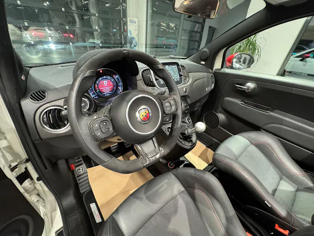 Fiat 595C 1.4 16V Turbo Abarth Esseesse
