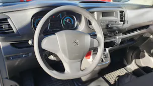 Peugeot e-Expert 50KWh Long / Helvetia