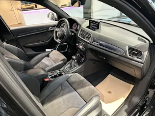 Audi RS Q3 2.5 TFSI performance quattro S-tronic