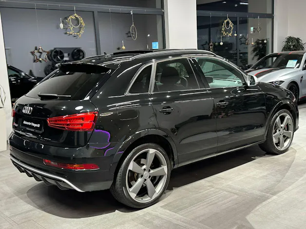 Audi RS Q3 2.5 TFSI performance quattro S-tronic